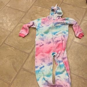 unicorn onesie from the children’s place 🦄